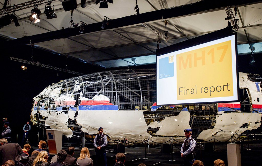 Le fuselage reconstitué du vol MH17 de la Malaysia Airlines.