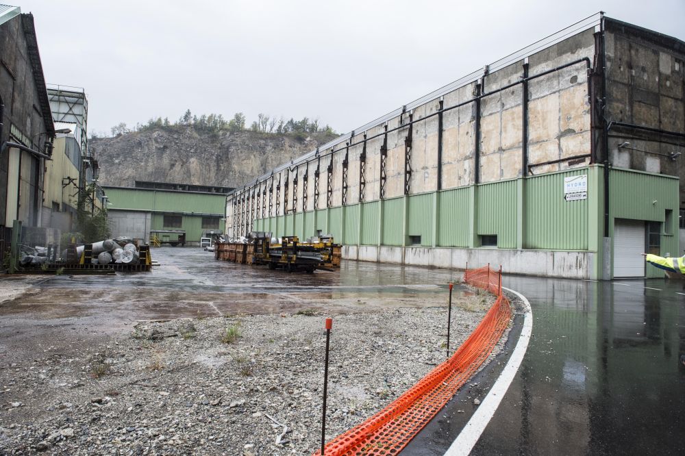 L'assainissement en cours du sous-sol des anciennes usines d'aluminium est devisé à 20 à 30 millions de francs.