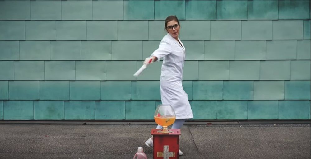 Florence Metz danse son doctorat.