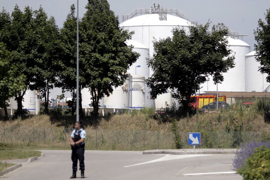 Yassin Salhi avait précipité une camionnette de livraison contre des bonbonnes de gaz dans la cour d'une usine après avoir décapité son propre patron.