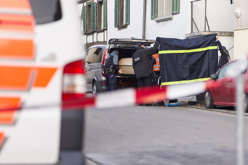 Deux cadavres ont été découverts dans un appartement à Hemmental (SH).