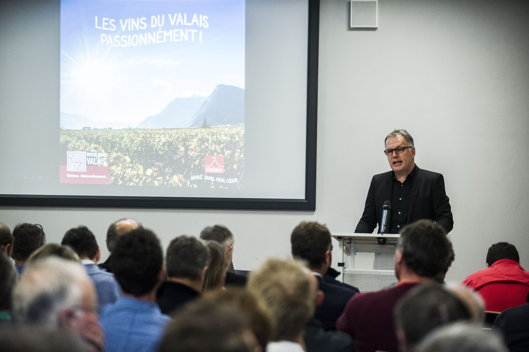 Gérard-Philippe Mabillard et l'IVV veulent améliorer l'image des vins du Valais