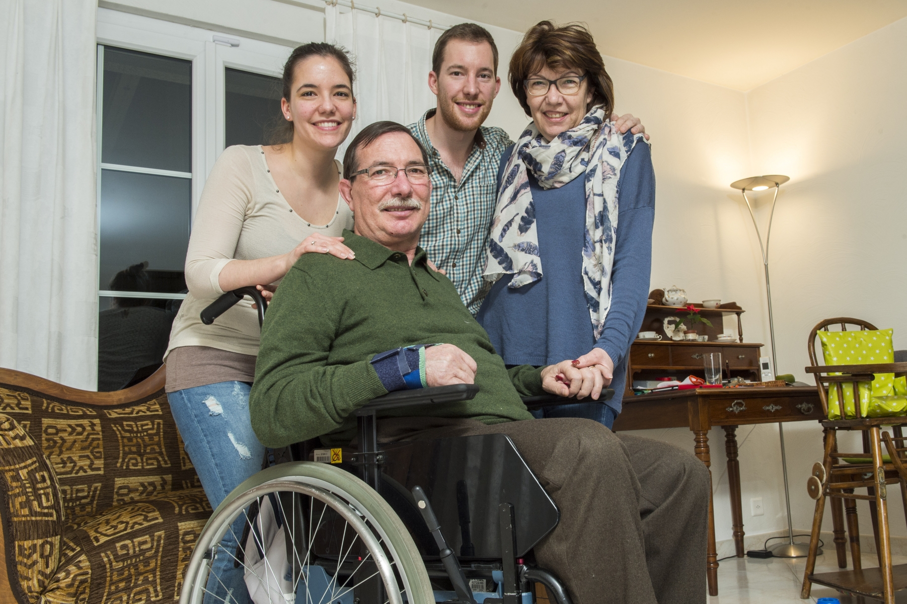 Granges, le 18 janvier 2016



La famille Olivetti dont le mari est handicapé¿ suite à l'accident provoquer par Robert Dill-Bundi.



Sacha Bittel/Le Nouvelliste