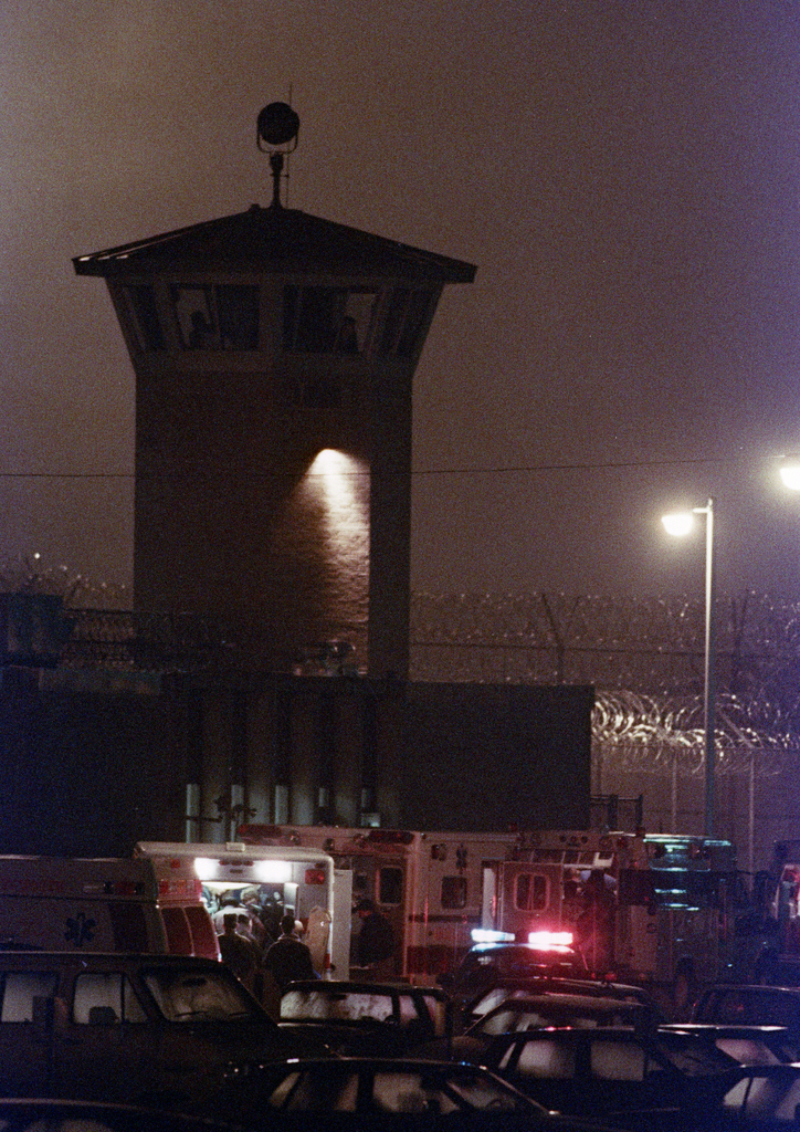 La cour a reconnu l'innocence du prisonnier et a annulé ses condamnations.