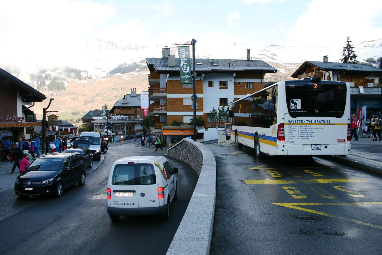 Le canton devrait offrir une participation financière aux plus de 80 ans qui abandonnent la voiture pour les transports publics.