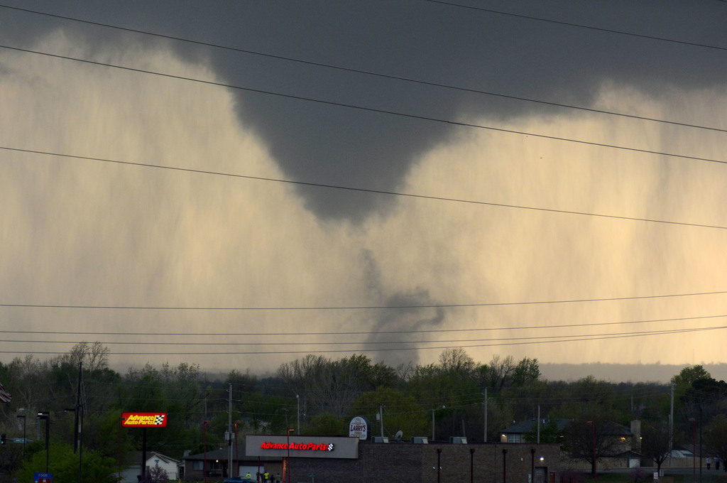 Trois grosses tornades et plusieurs petites ont touché différentes parties de l'Oklahoma, traditionnellement touché au printemps par les tornades. (archives)