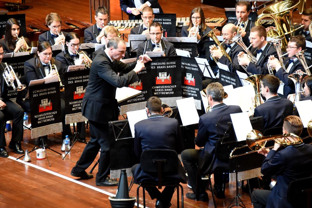 Grâce au titre de champion suisse obtenu à Montreux (photo), le Valaisia Brass Band, dirigé par Arsène Duc, va défendre les couleurs de la Suisse au championnat d'Europe de Lille. 