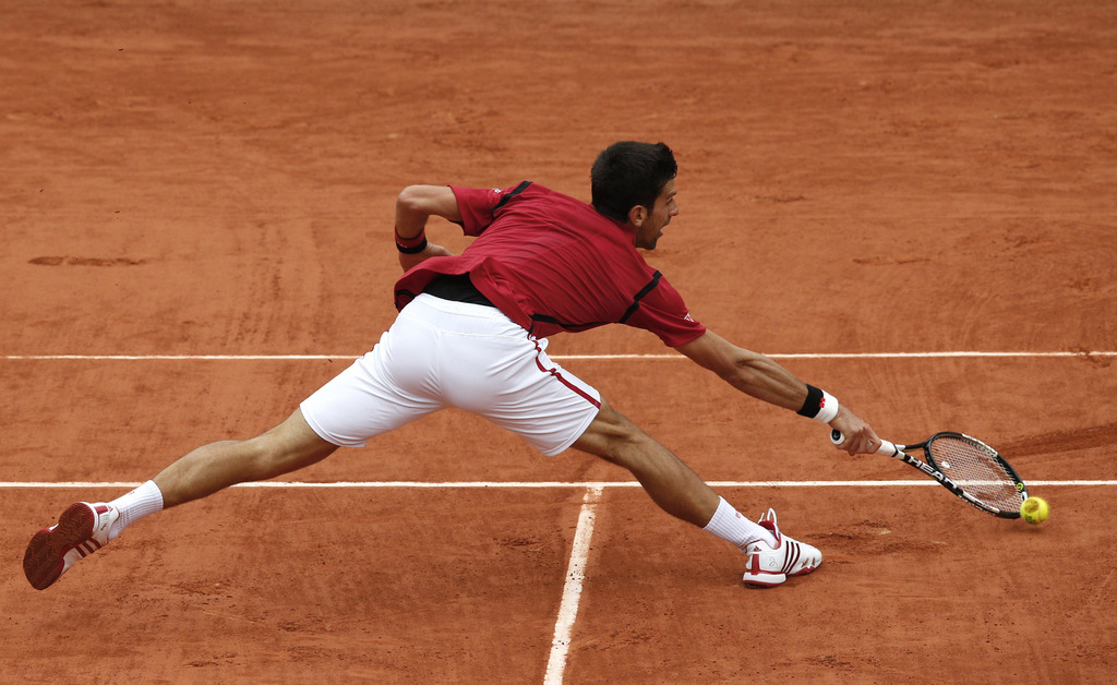 Perturbé par la pluie, Novak Djokovic n'a pas joué son meilleur tennis face à Bautista Agut.