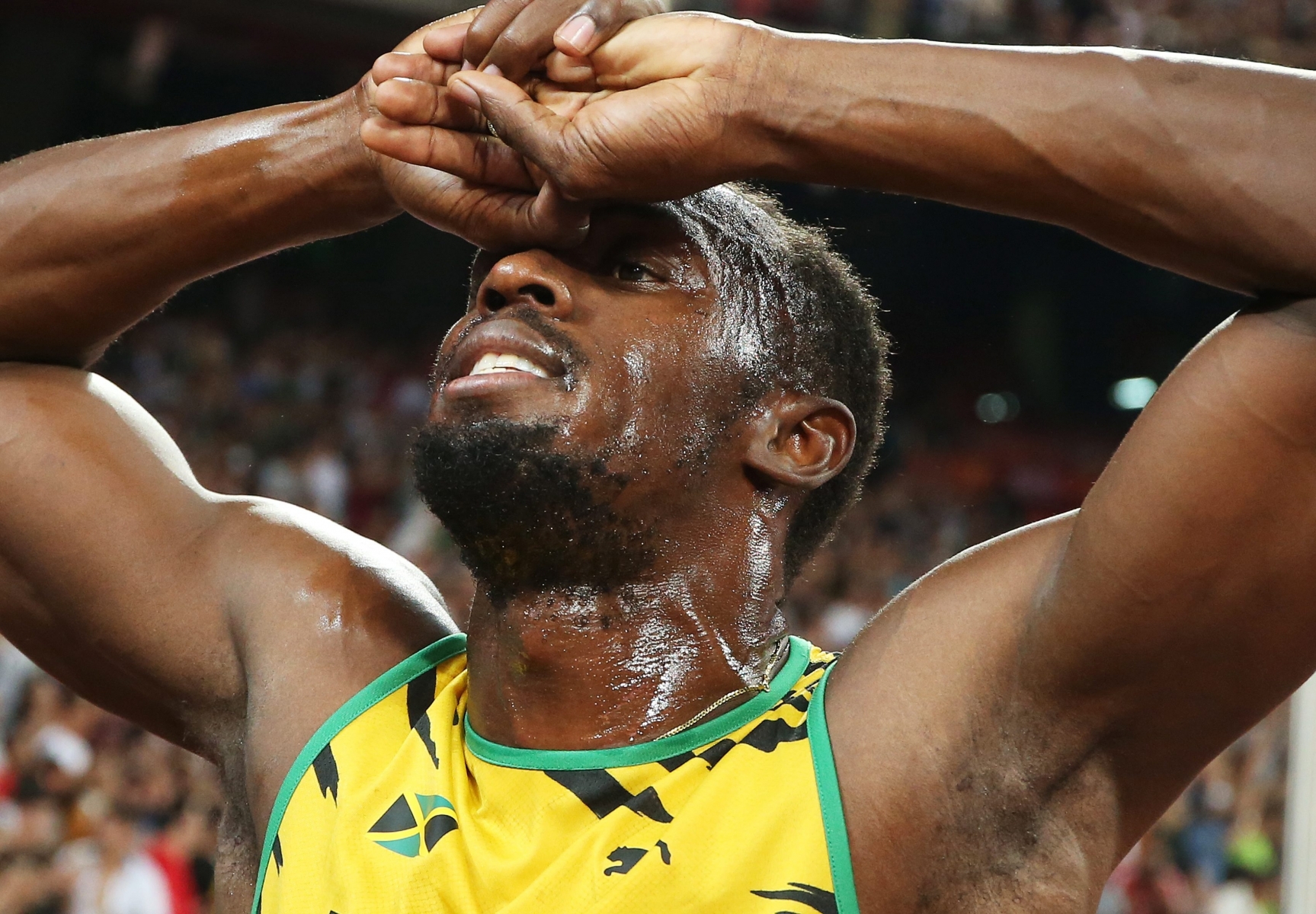 epa04903848 Jamaica's Usain Bolt celebrates after the Jamaican relay won the 4x100m men relay during the Beijing 2015 IAAF World Championships at the National Stadium, also known as Bird's Nest, in Beijing, China, 29 August 2015.  EPA/DIEGO AZUBELusain bolt LEICHTATHLETIK WM 2015 BEIJING