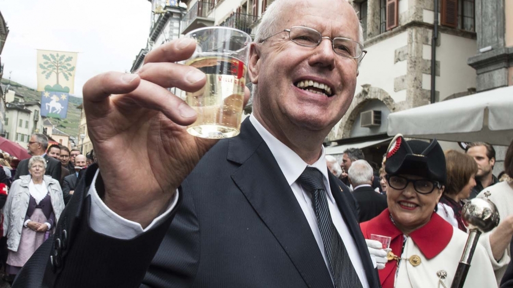 Edmond Perruchoud a été élu vendredi président du Grand Conseil valaisan par 106 voix sur 126.