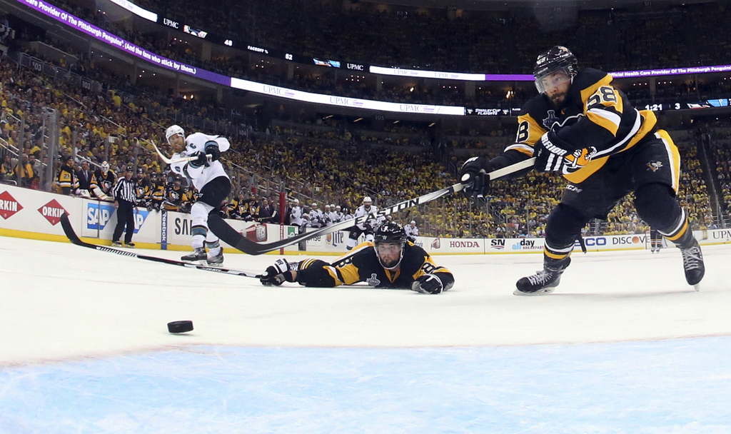 Les Penguins décrochent la Coupe Stanley pour la quatrième fois de leur histoire.