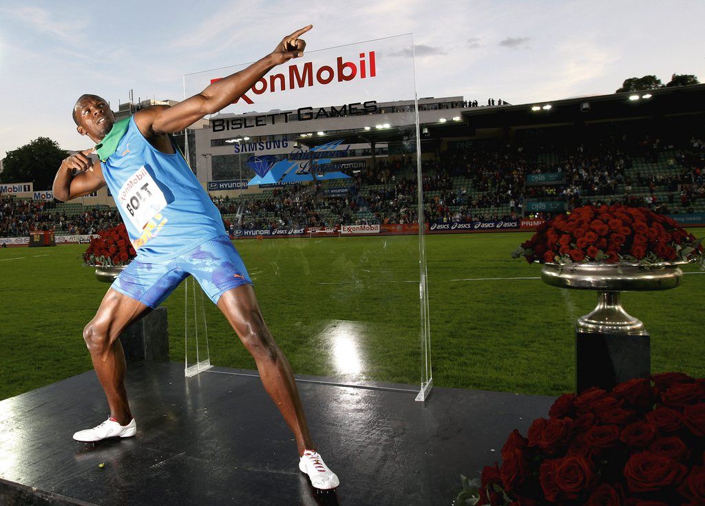 Usain Bolt pourrait être le premier athlète à garder ses titres olympiques (100m et 200m) à Londres. Ici après la finale du 100 mètres à Helsinki. 