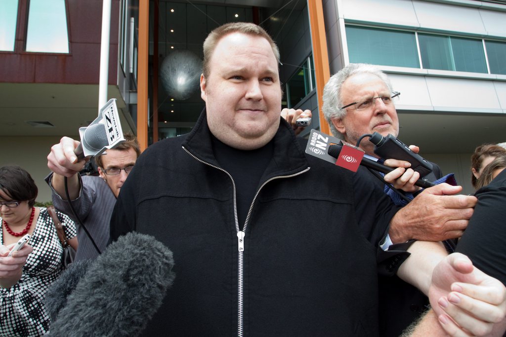 L'audience d'extradition du fondateur du site internet Megaupload.com, réclamé par les Etats-Unis, a été repoussée à mars 2013, ont dit mardi les avocats de l'inculpé. Elle était prévue initialement pour août.
