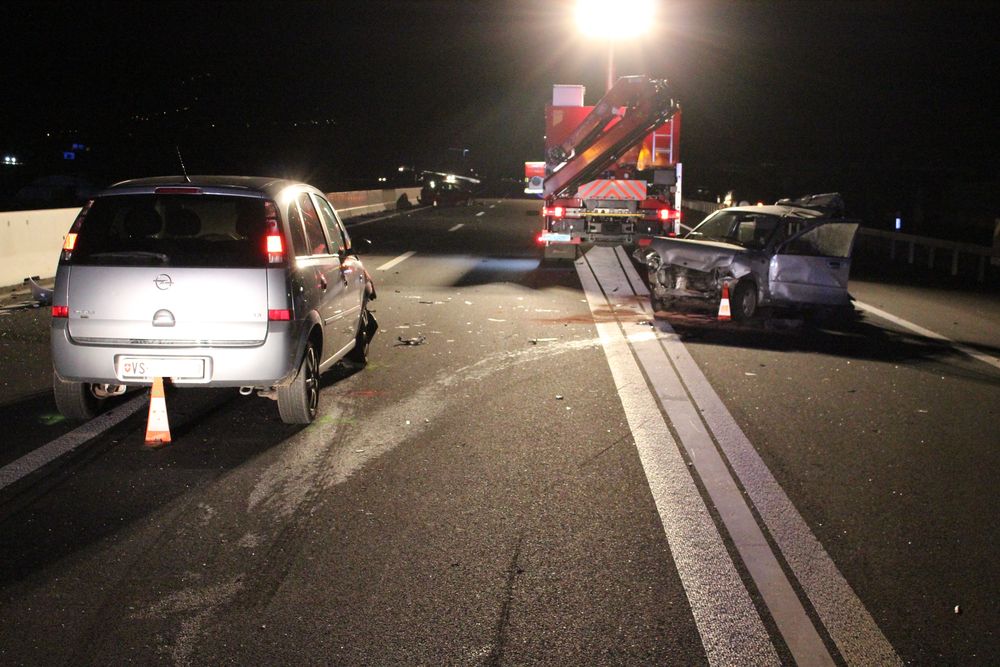 Cinq véhicules ont été impliqués dans l'accident qui a coûté la vie à une personne.