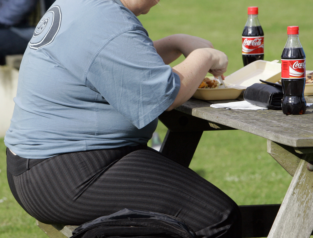 L'obésité croissante provoque de nombreux cas de diabète.