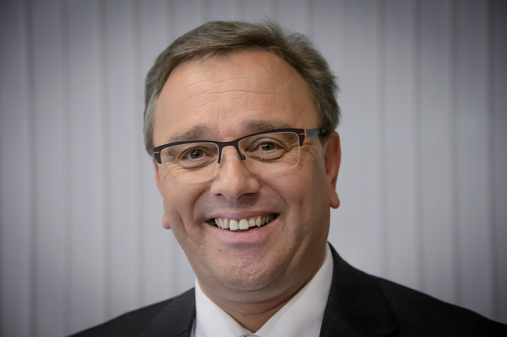 Roberto Schmidt se porte candidat à la succession de Jean-Michel Cina au Conseil d'Etat.
