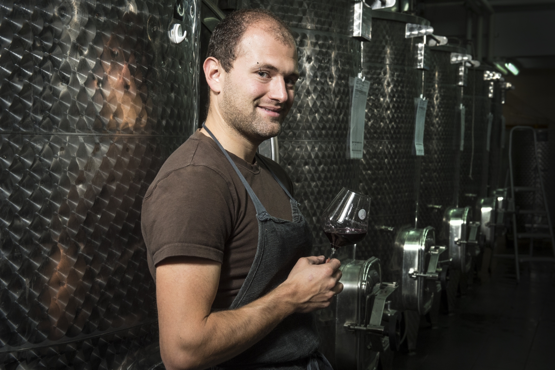 Vétroz - 23 octobre  2016 - Julien Fournier, oenologue cave la Régence Balavaud. Photo: Sabine Papilloud FOURNIER8