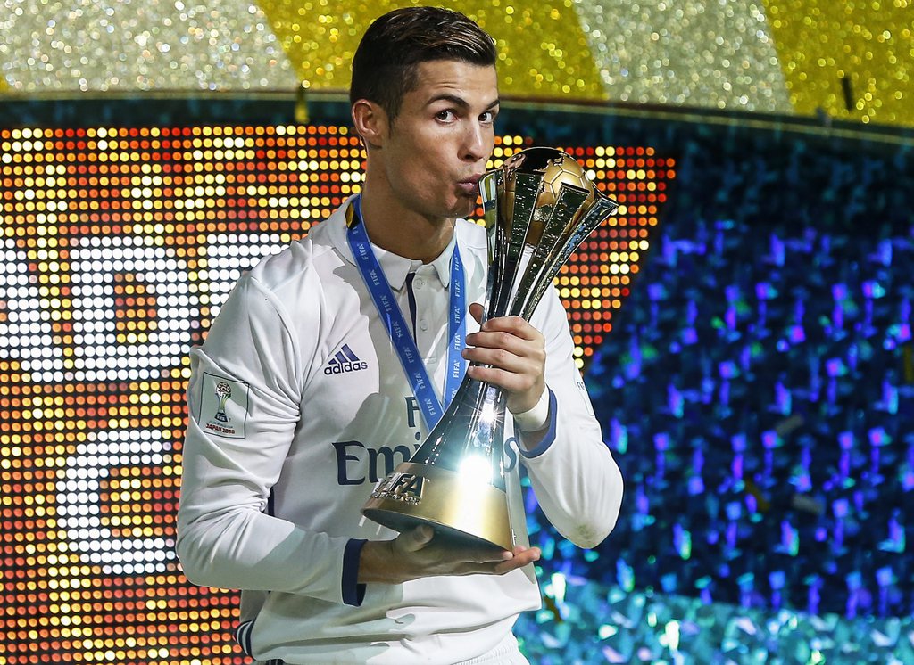 Le Portugais vient de remporter le trophée du Mondial des clubs avec le Real Madrid.