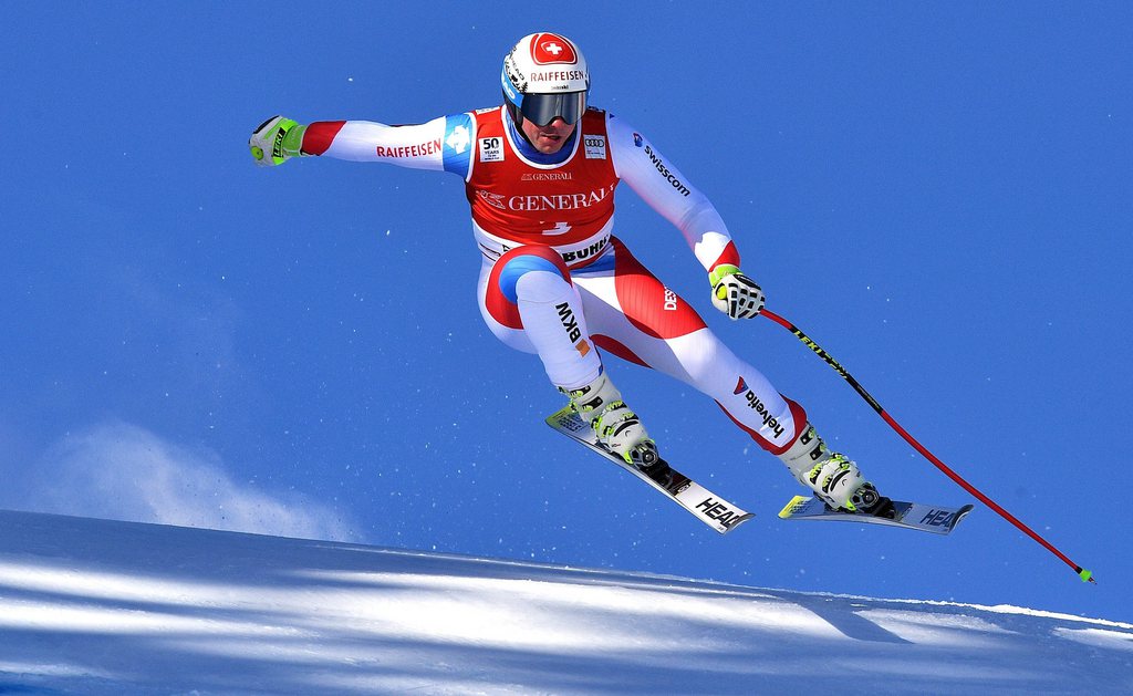 epa05733814 Beat Feuz of Switzerland in action during the men's Super-G race of the FIS Alpine Skiing World Cup event in Kitzbuehel, Austria, 20 January 2017.  EPA/CHRISTIAN BRUNA