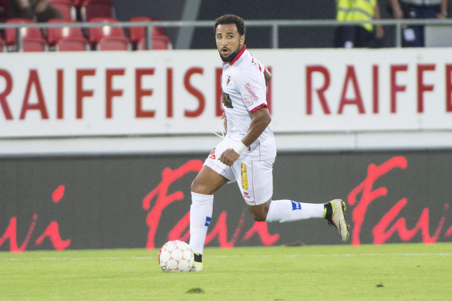 Carlitos pourrait refouler la pelouse du stade de Tourbillon ce week-end avec les moins de 21 ans du FC Sion après sept mois d'absence.