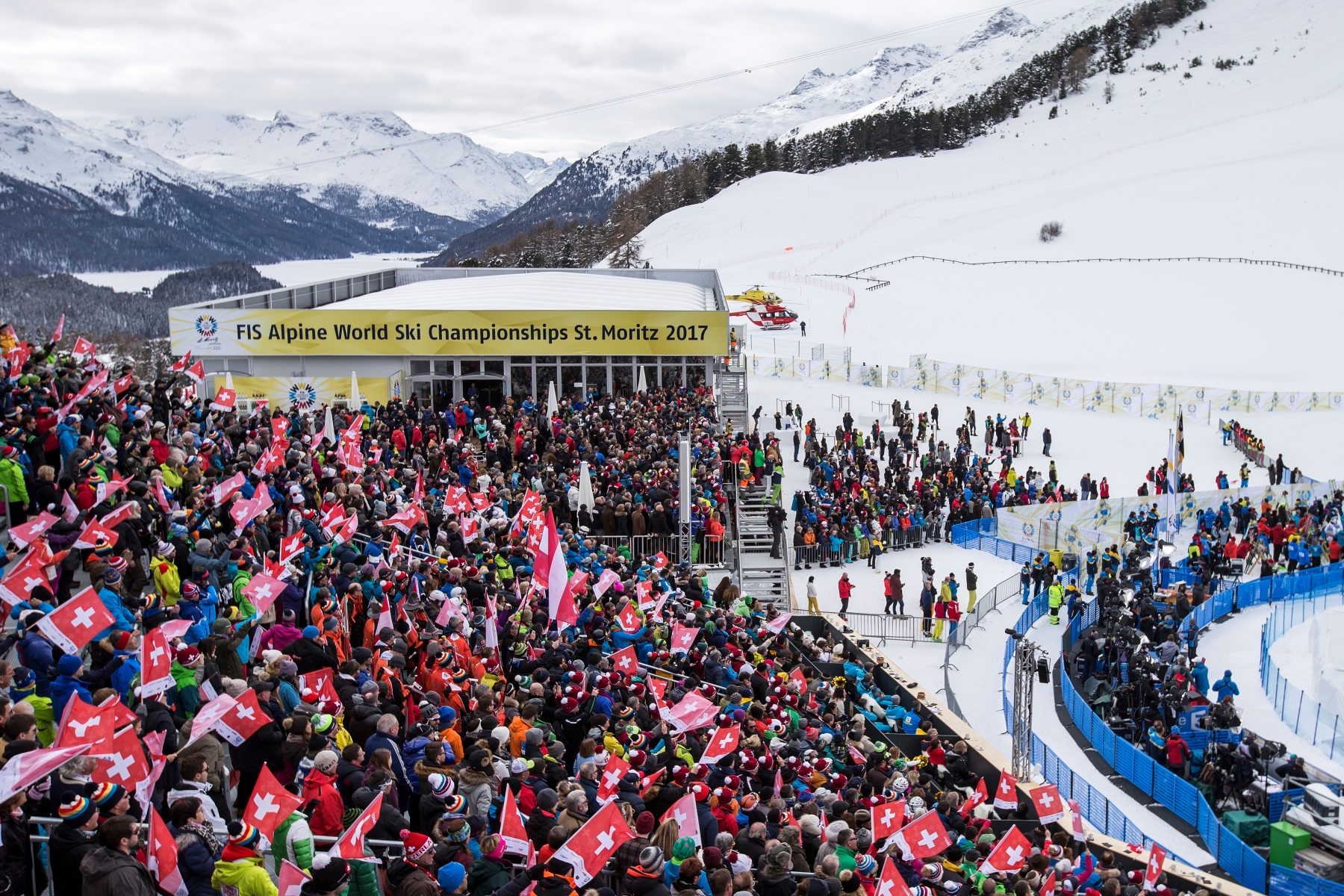 General view at the finish area during the men Super-G race at the 2017 FIS Alpine Skiing World Championships in St. Moritz, Switzerland, Wednesday, February 8, 2017. (KEYSTONE/Alexandra Wey) SWITZERLAND ALPINE SKIING WORLDS MEN SUPER-G