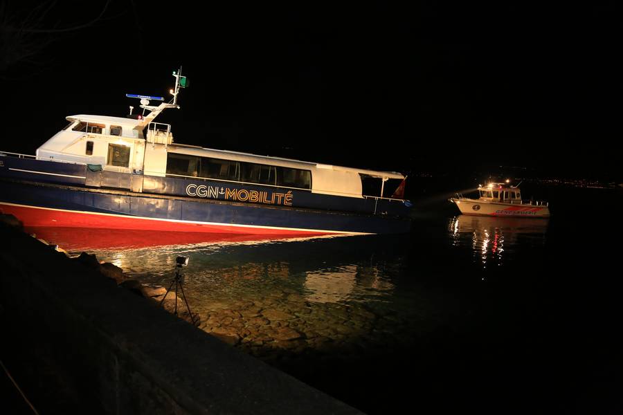 Le capitaine du bateau s'est assoupi et n'a pas pu éviter l'impact.