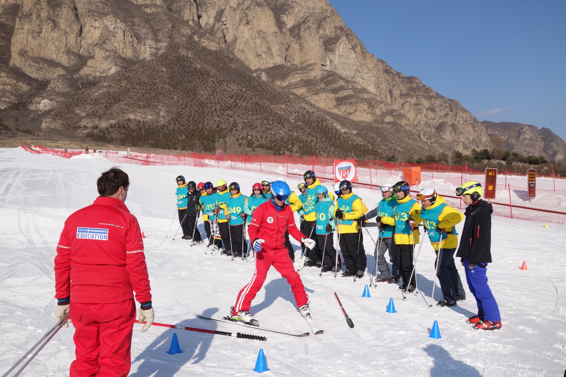 En janvier 2017, trois experts Swiss Snowsports sont partis en Chine pour former des moniteurs de ski.