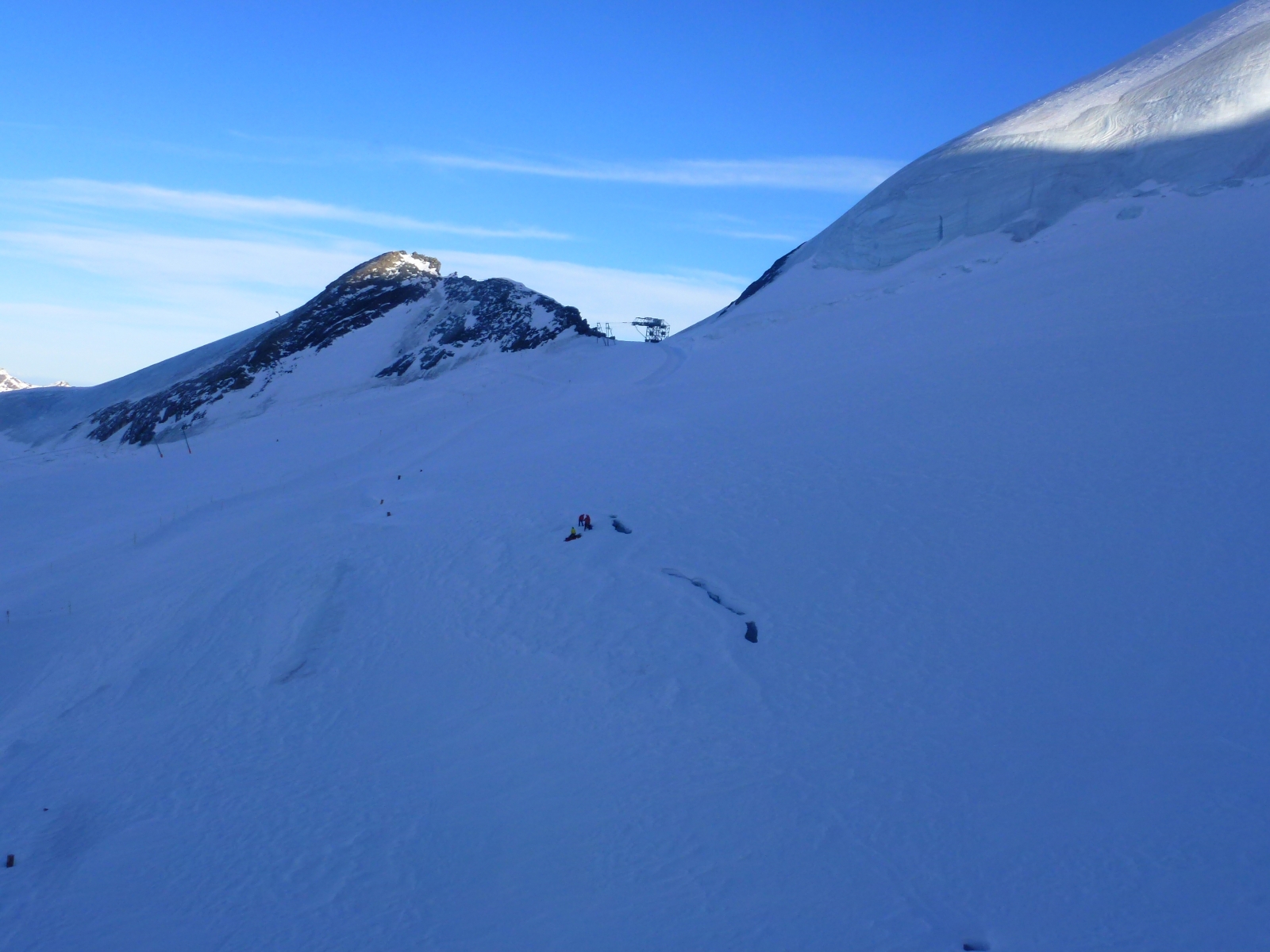 Le malheureux est tombé dans une crevasse de 35 mètres de profondeur à Saas-Fee.