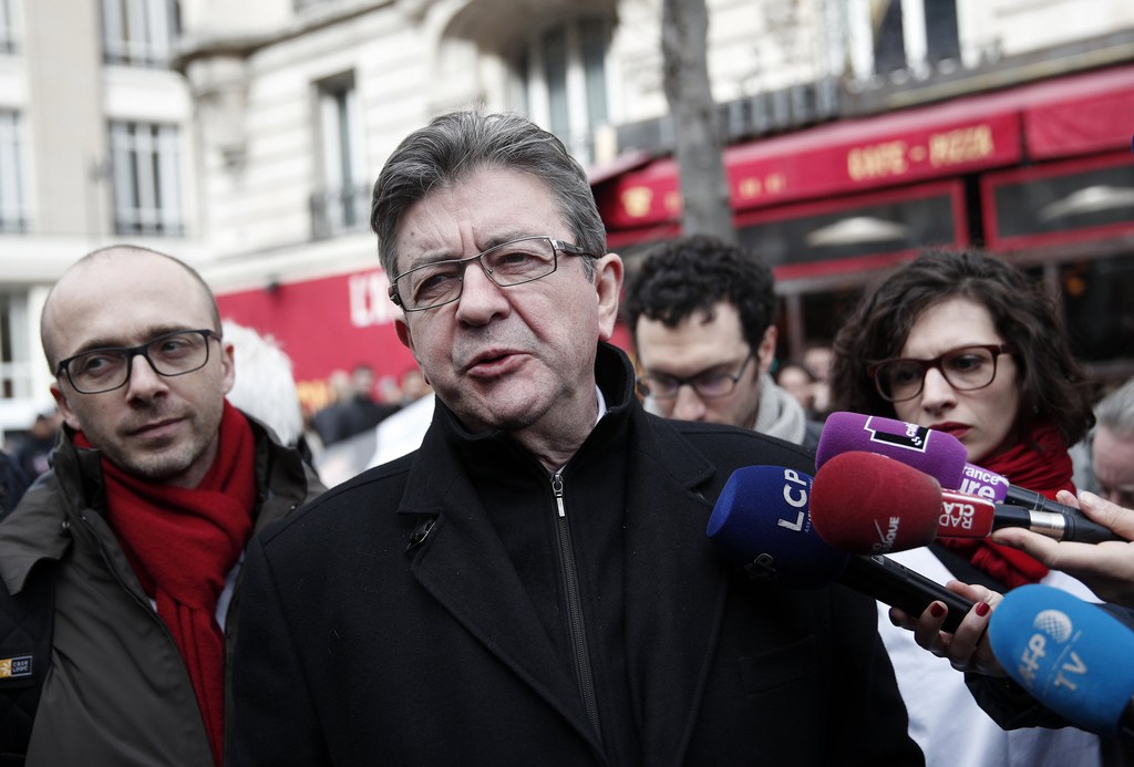 Jean-Luc Mélenchon a annoncé sur Twitter avoir réuni les 500 parrainages nécessaires pour participer à l'élection présidentielle française.