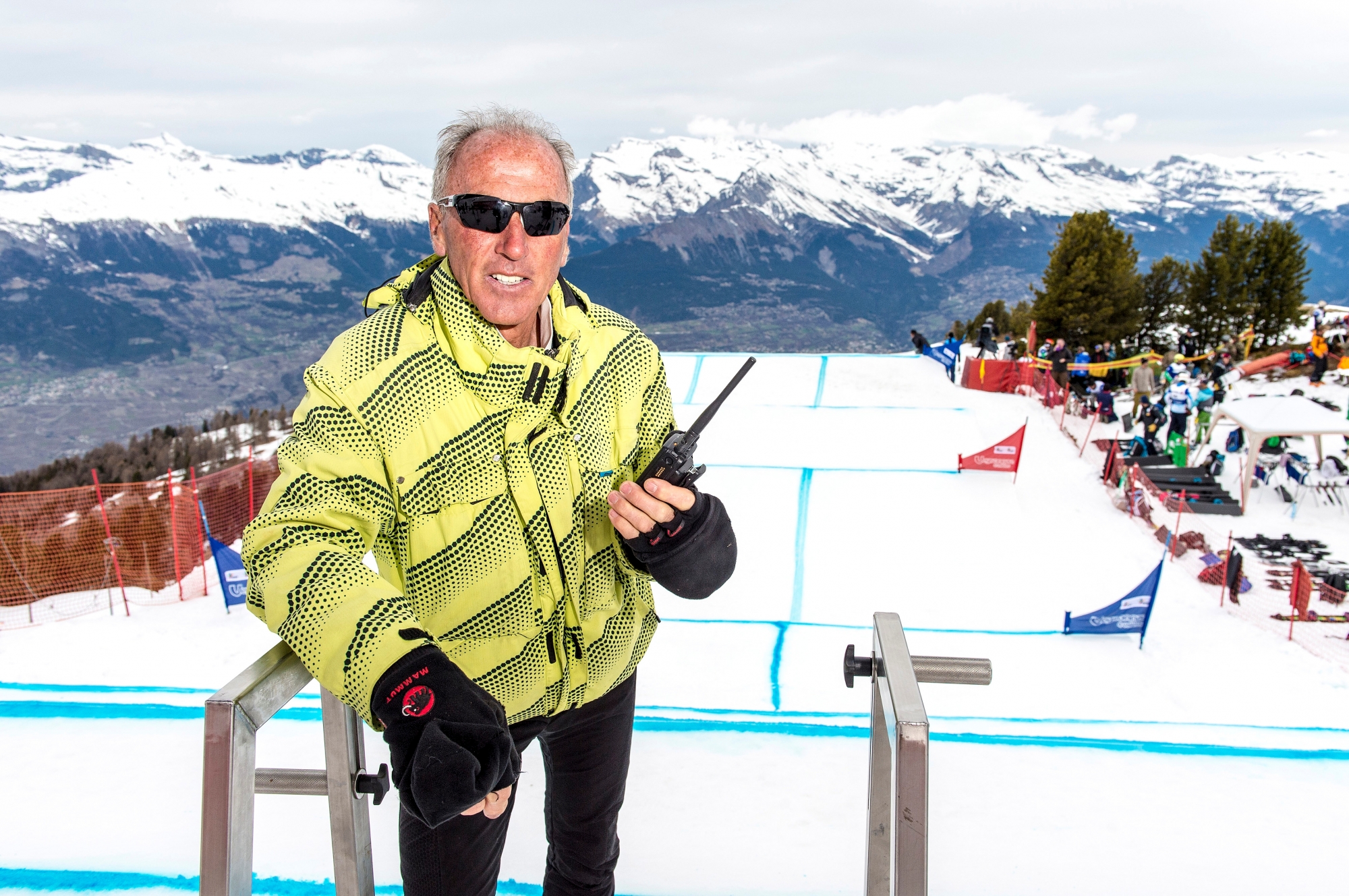 Veysonnaz, le 24.03.2017. Didier BONVIN est responsable technique des finales Coupe du Monde de Snowboard Cross a Veysonnaz. (Le Nouvelliste/Christian HOFMANN)  Finales Coupe du Monde de Snowboard Cross