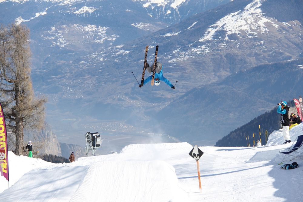 Les jeunes sont invités à s'initier au freestyle dimanche prochain à Ovronnaz.