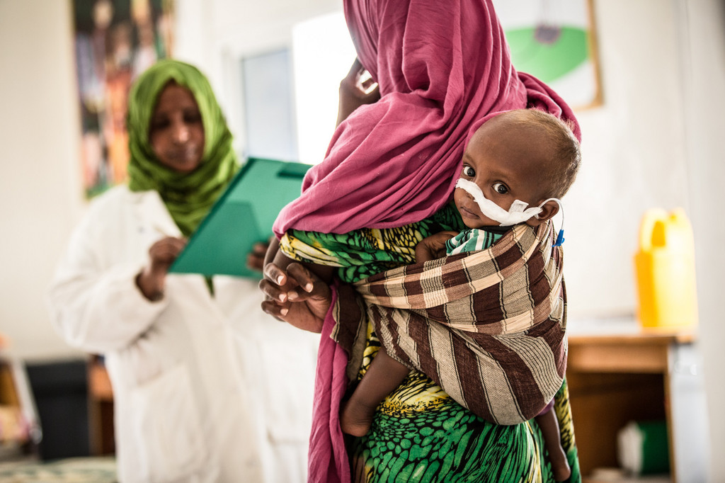 Les enfants sont les premières victimes de cette catastrophe.