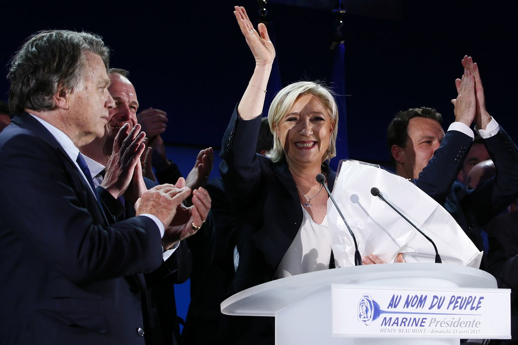 Dans cinq départements limitrophes à la Suisse, le score de Marine Le Pen oscille entre 23,45% et 26,89%. 