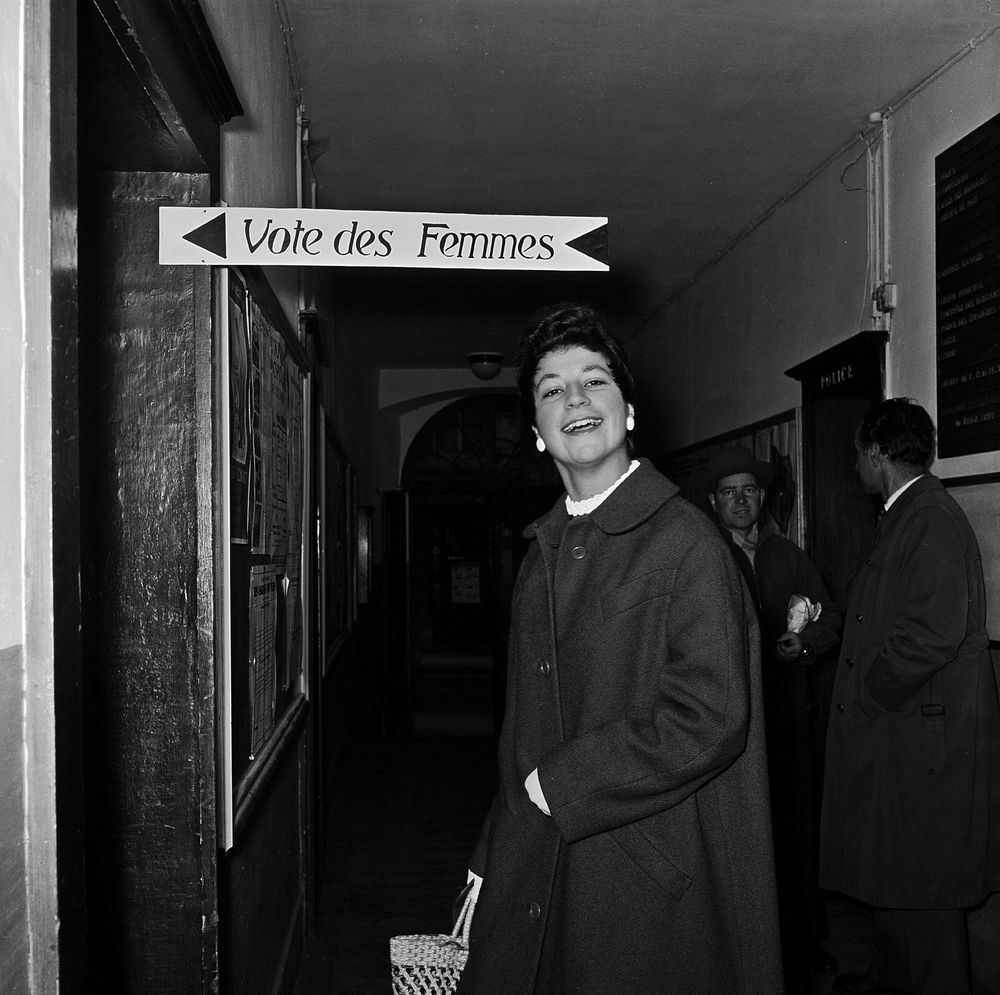 L'introduction du vote des femmes (ici à Martigny-Bourg en 1957) sera célébrée, malgré le coronavirus.