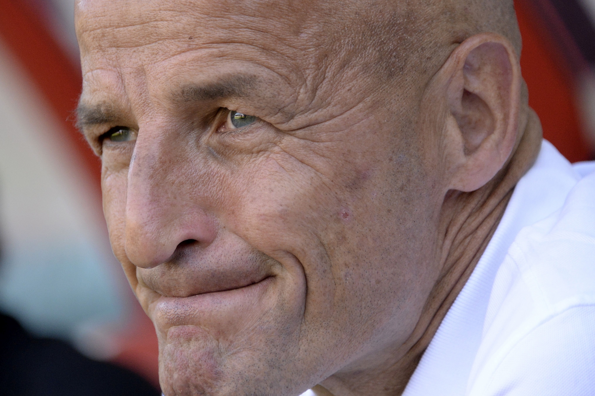 L’entraîneur allemand Peter Zeidler avait été écarté provisoirement du banc sédunois fin avril en vue de la finale de la coupe suisse.