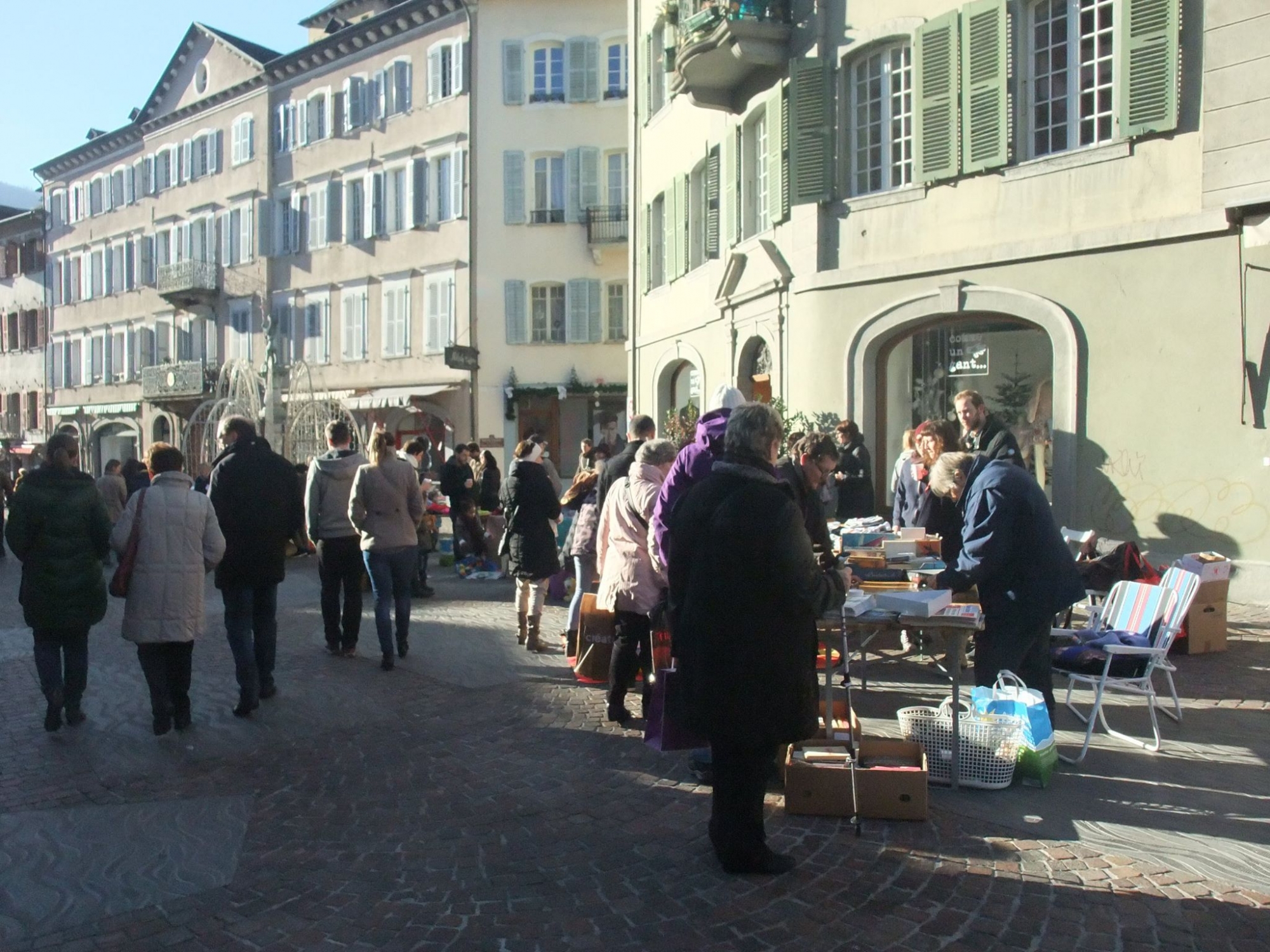 Le marché gratuit se tiendra dimanche de 10h à 15h devant la Grenette.