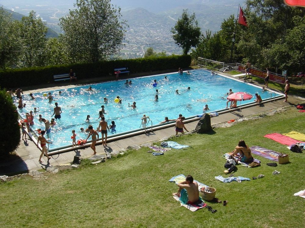 Cet été, la piscine sera réservée aux campeurs.