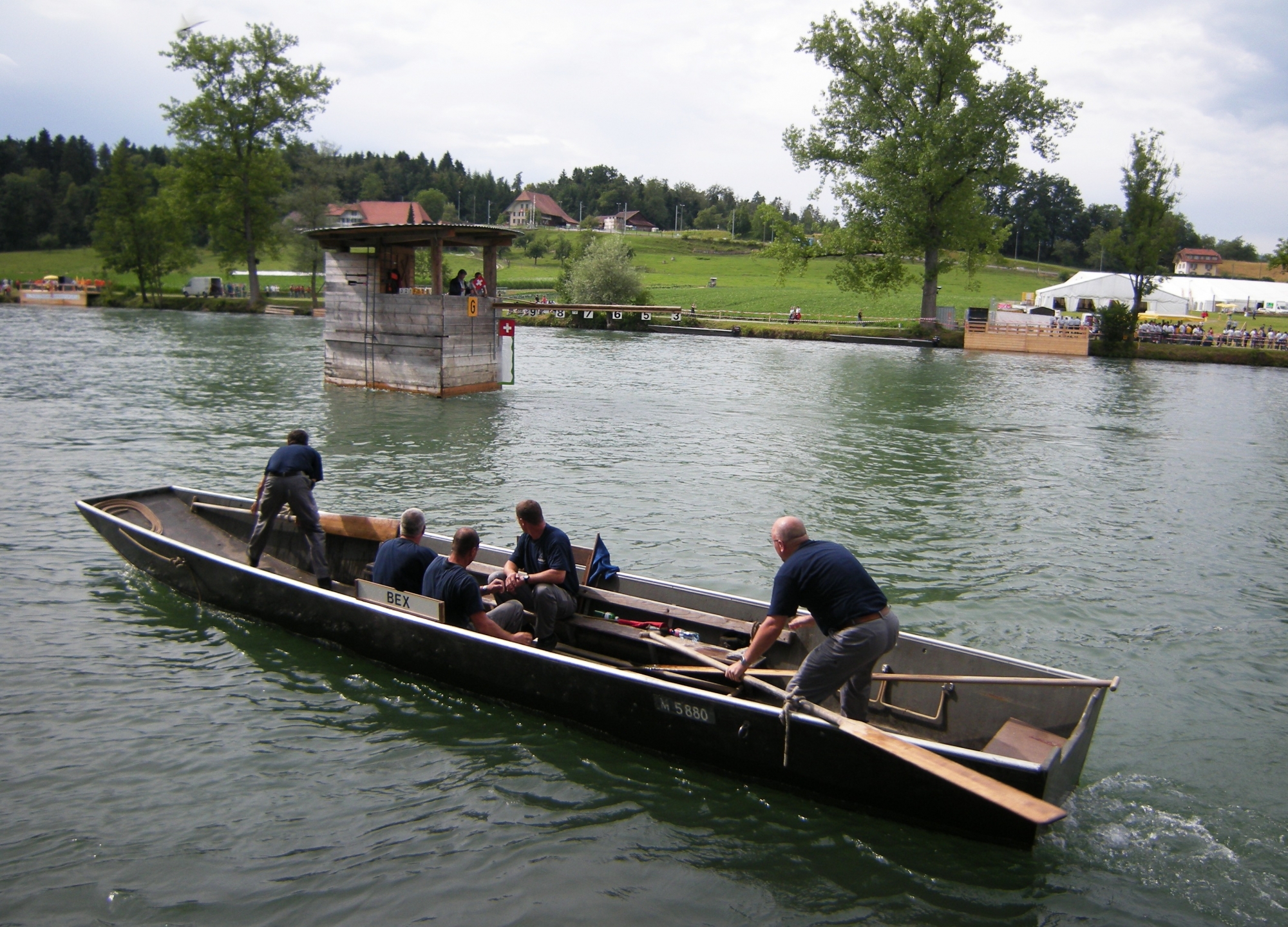Chaque année, les pontonniers bellerins participent à des concours de navigation organisés surtout en Suisse alémanique.



DR