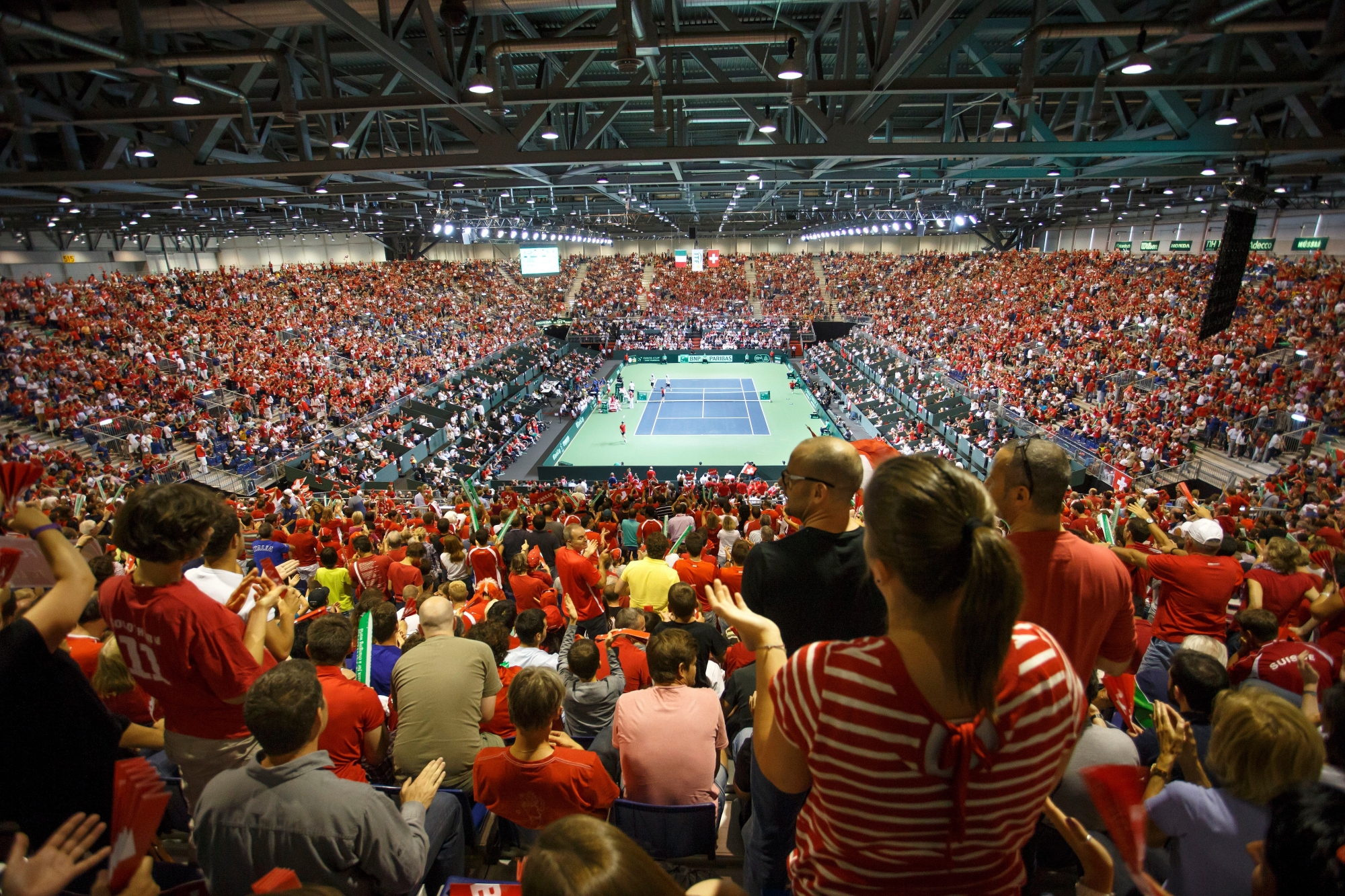 A general view of stadium, during the doubles match of the Davis Cup World Group Semifinal match between Switzerland and Italy, at Palexpo, in Geneva, Switzerland, Saturday, September 13, 2014. (KEYSTONE/Salvatore Di Nolfi)coupe davis TENNIS DAVIS CUP 2014 CHE ITA