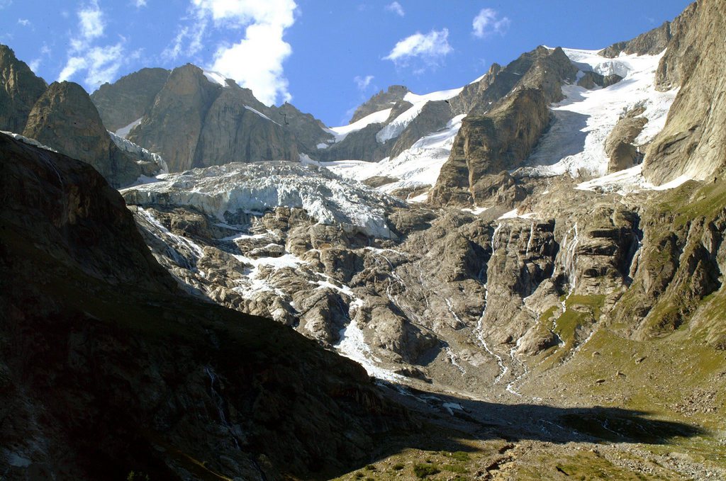 L'accident mortelle s'est produit aux Grandes Jorasses, sur le massif du Mont-Blanc.