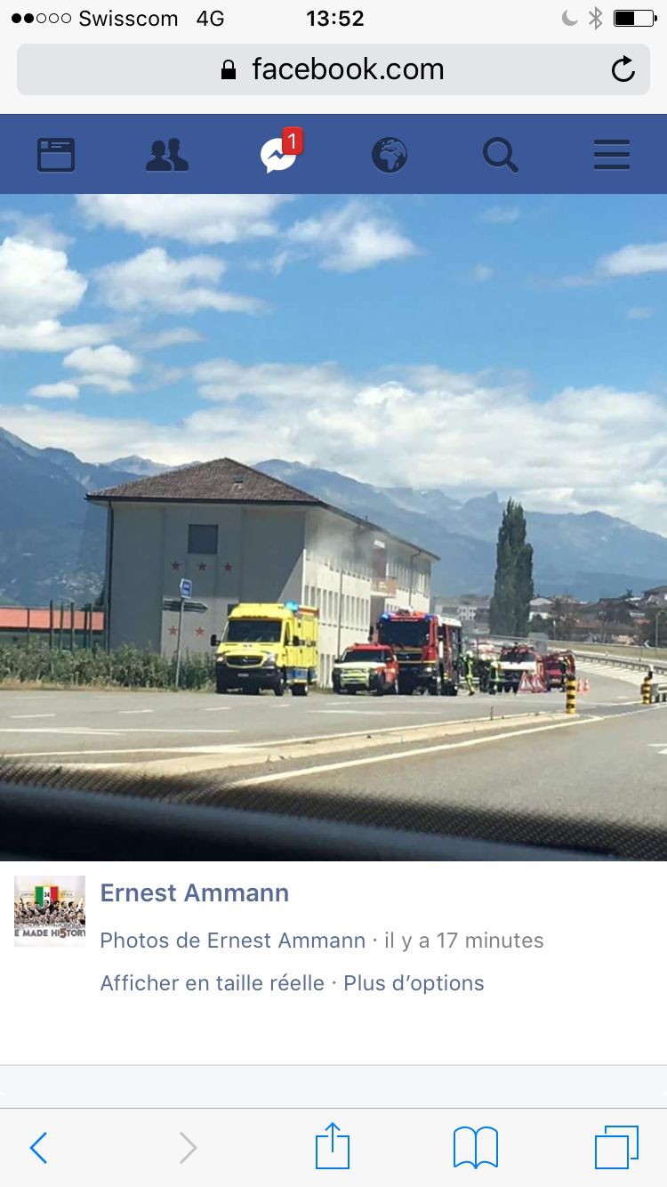 Un démarrage de feu dans les combles du centre de formation du FC Sion à Riddes a nécessité la fermeture provisoire de la route cantonale.