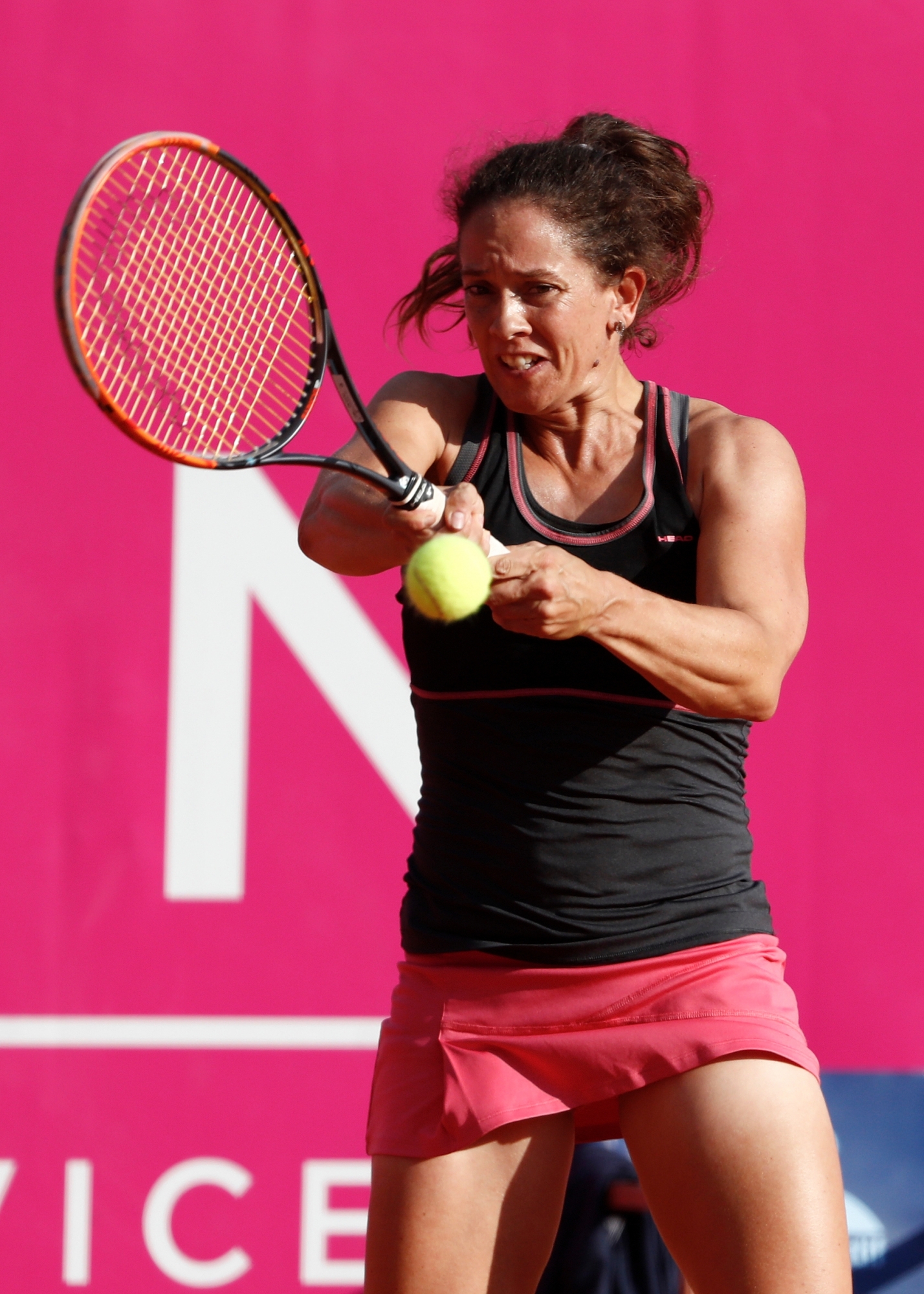 Patty Schnyder of Switzerland in action during her second round match against Antonia Lottner of Germany, at the WTA Ladies Championship tennis tournament in Gstaad, Switzerland, July 20, 2017. (KEYSTONE/Peter Klaunzer) TENNIS WTA TOUR 2017 GSTAAD