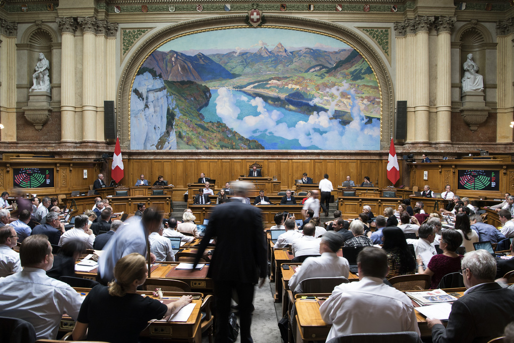 Les parlementaires devront prouver qu'ils ont bien passé la nuit à Berne pour percevoir l'indemnité. 