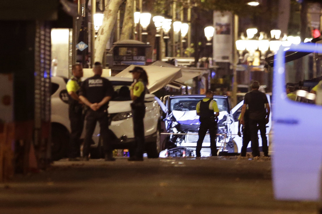 La police a bouclé et évacué le quartier des Rablas à Barcelone.