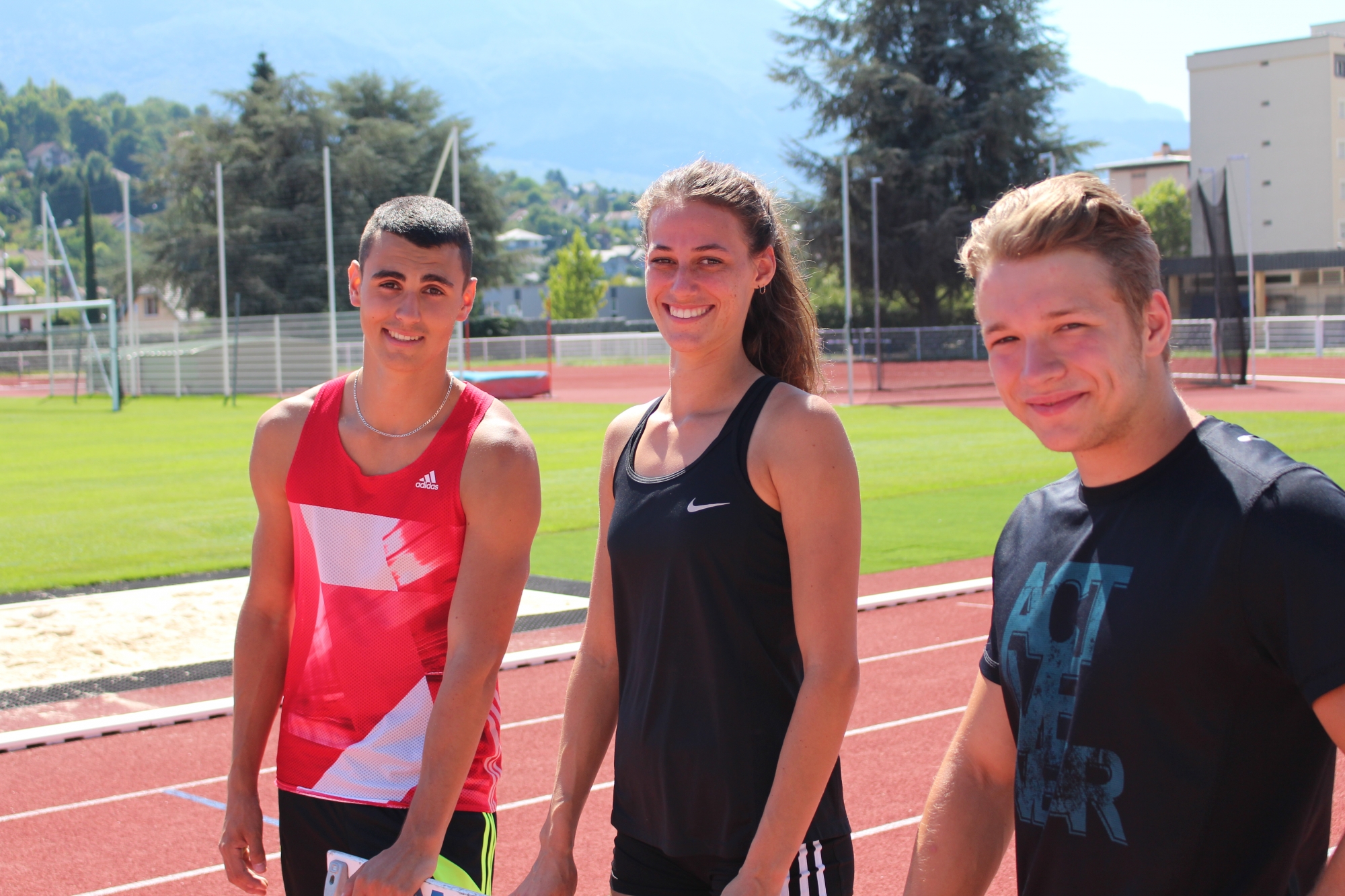 Julien Bonvin, Noémie Salamin et Florent Ramseier représentent les principales chances de médailles aux prochains championnats suisses jeunesse U16/18/20 et 23. Tous trois concourront parmi les moins de vingt ans.