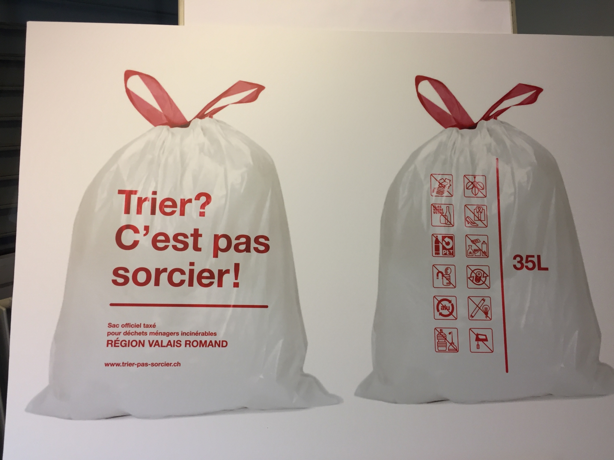 Les sacs qui seront en vente dans le Valais romand dès le début décembre et qui seront obligatoires dès le 1er janvier 2018.