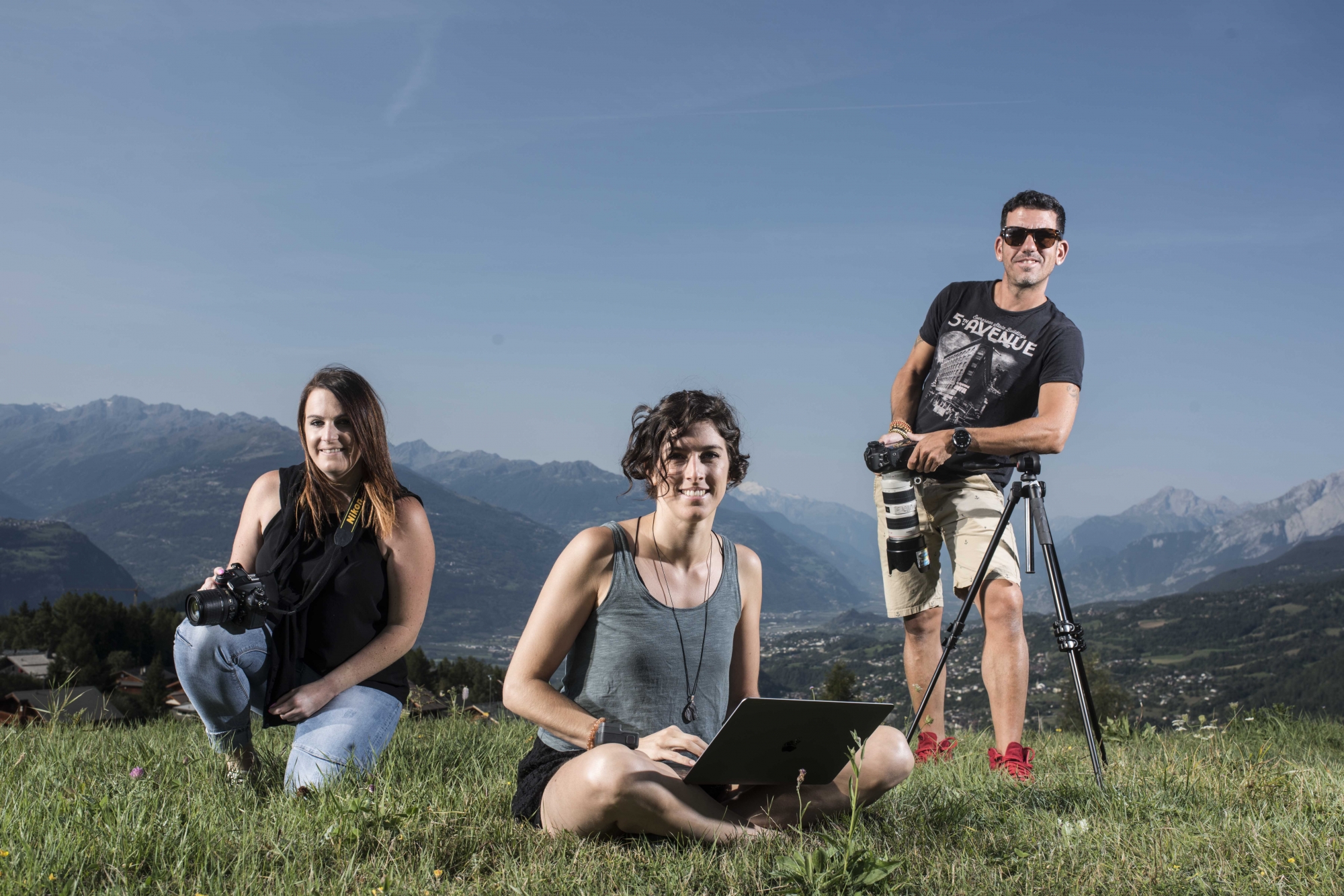 Jessica Jutzi, Carolame Reva et Massimo Prati sont trois des onze participants de la première Résidence d'artistes de Crans-Montana. 