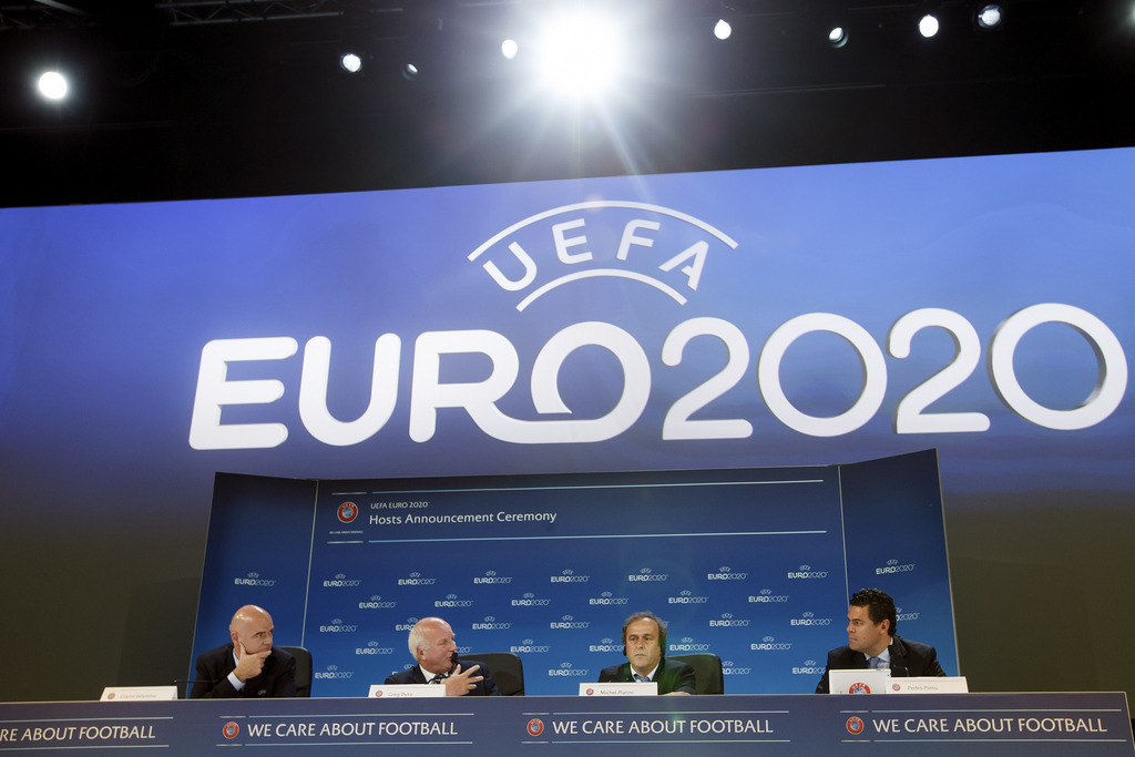 L'UEFA veut des éclaircissements sur la construction du stade de Bruxelles avant le 20 novembre. 