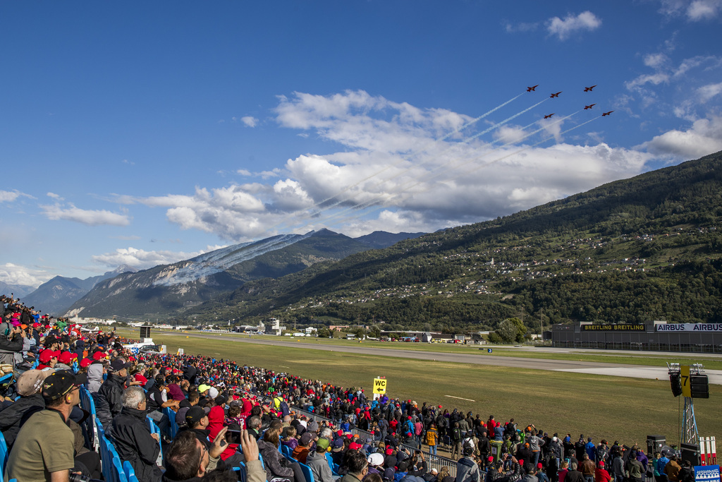51'000 personnes ont rivé leurs yeux vers le ciel entre vendredi et dimanche à l'occasion du Breitling Sion Airshow.