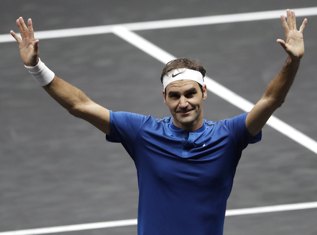 Roger Federer est entré sur le court samedi.
